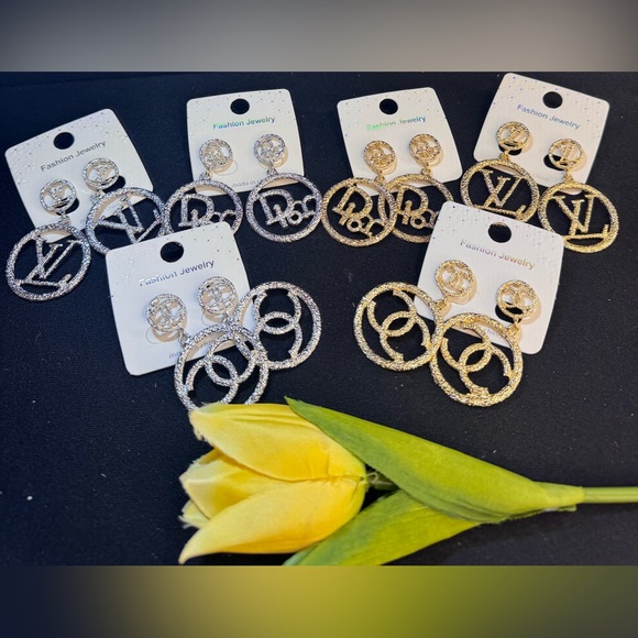 Fashion Jewelry Silver Tone Textured Drop Dangle Earrings - Picture 8 of 9